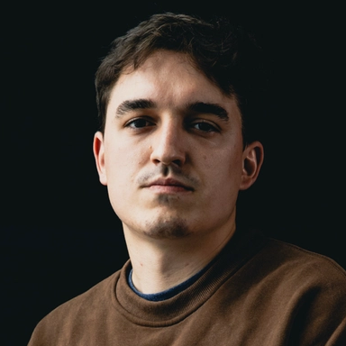 gregor-boznar-cropped-face